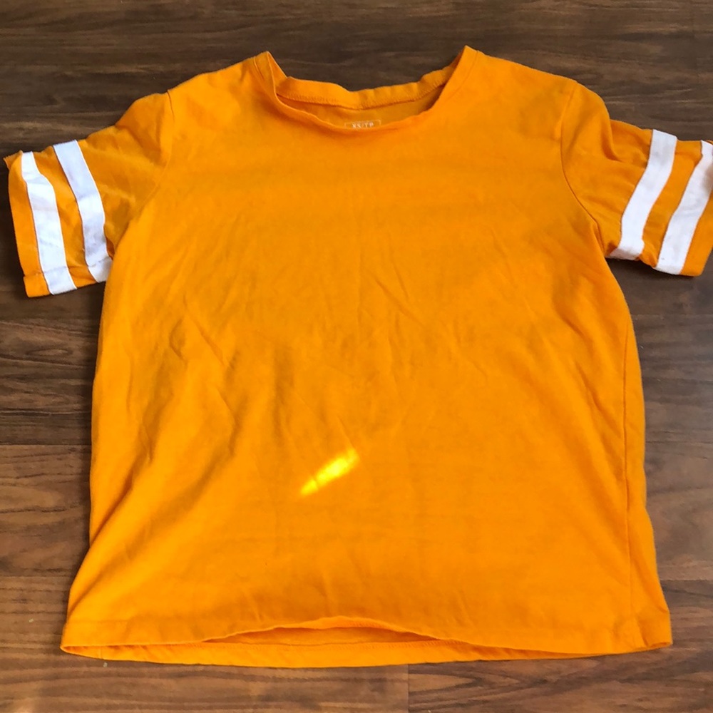 Yellow t shirt